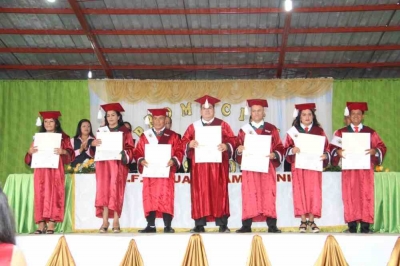 23 colaboradores de ECSA se graduaron en el Programa de Bachillerato Intensivo