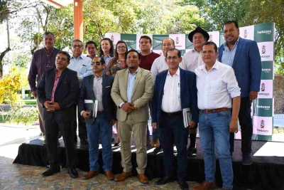 Alcaldes de la Regional 7, invitan al Gobierno al di&aacute;logo