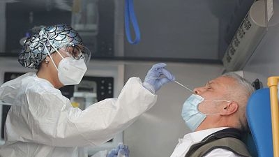 Se detecta primer caso de &Oacute;micron en Chile por transmisi&oacute;n comunitaria