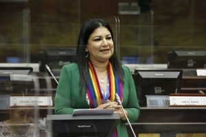 Asamblea ractifica salario digno para los maestros