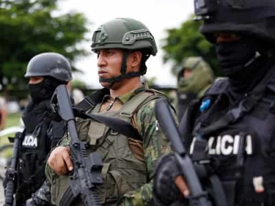 Daniel Noboa ordena modernizar manuales que regulan el uso leg&iacute;timo de la fuerza
