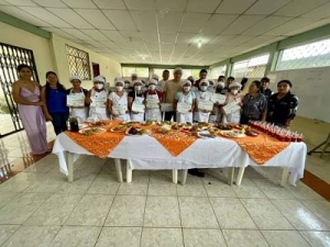 Prefectura de Panguintza clausura taller de gastronom&iacute;a