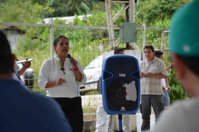 Asamblea en El Zarza logra acuerdos entre el sector p&uacute;blico y privado para el asfalto de 22 km