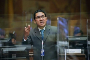 DIEGO ESPARZA PIDIÓ INFORME AL MINISTERIO DE SALUD E IESS SOBRE PROYECTOS DE NUEVOS HOSPITALES PARA ZAMORA