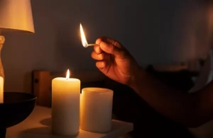 Gobierno anuncia corte general de luz de 8 horas en Ecuador