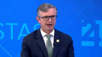 "Vamos a empezar con el IVA al 15%", anuncia el ministro de Finanzas
