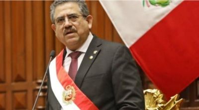 Merino renuncia a la presidencia de Per&uacute; en medio de protestas que dejan dos muertos