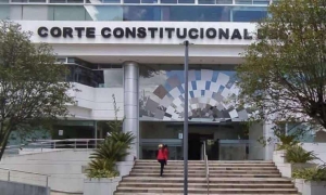 Corte Constitucional aprob&oacute; cuatro preguntas pendientes de refer&eacute;ndum de Noboa