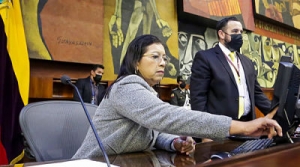Asamblea pone en suspenso la votaci&oacute;n de la reforma tributaria
