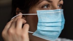 Mascarillas no producen hipoxia, especialistas aclaran el tema