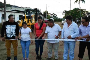 GAD Yantzaza inaugura alcantarillado y regeneraci&oacute;n para Piedra Lisa