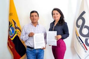GAD Zamora y BDE formalizan convenio para mejorar la vialidad del cant&oacute;n