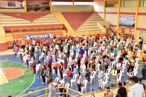 200 familias acceden a escrituras para vivienda en Yantzaza