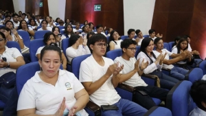 Gobierno anuncia 2.500 becas para estudios de tercer nivel t&eacute;cnico y tecnol&oacute;gico