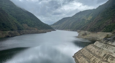 Reservorio de Mazar sigue perdiendo agua, en medio de la emergencia el&eacute;ctrica