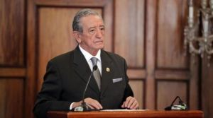Sindicato de Trabajadores del Ministerio de Defensa present&oacute; denuncia penal en contra del titular de la Cartera de Estado