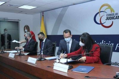 Consejo de la judicatura recibe donaci&oacute;n de equipos t&eacute;cnicos