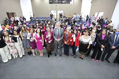 Mujeres y j&oacute;venes alzan la voz por la inclusi&oacute;n en Quito