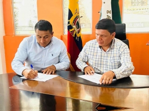 Municipio de Zamora y GAD Parroquial de la Victoria de Imbana firmaron un convenio para mejorar infraestructura urbana