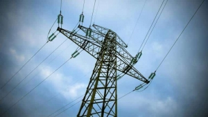BID aprueba cr&eacute;dito de USD 600 millones a Ecuador para dotar de electricidad a viviendas y camaroneras