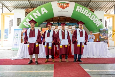 Programa de Bachillerato Acelerado gradu&oacute; a 26 habitantes de El Pangui