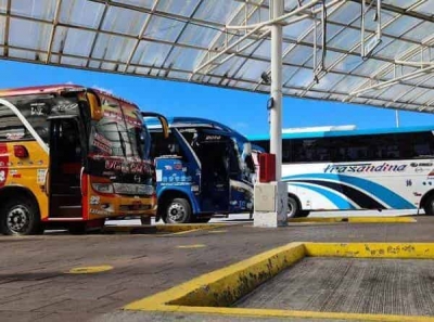 Transportistas interprovinciales suspenden el paro nacional convocado para el martes 16 de julio